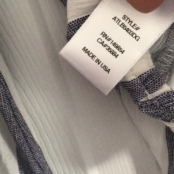 Sadie & Sage Bell Sleeve Blouse - Picture 9 of 9